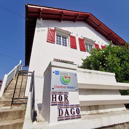Chambres D'Hotes "Hor Dago" Pres De La Gare D'Hendaye Avec Le Petit-Dejeuner Bagian luar foto