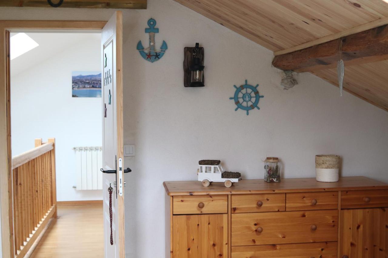Chambres D'Hotes "Hor Dago" Pres De La Gare D'Hendaye Avec Le Petit-Dejeuner Bagian luar foto