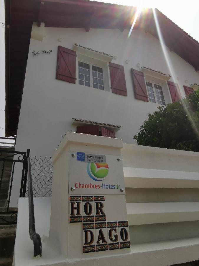 Chambres D'Hotes "Hor Dago" Pres De La Gare D'Hendaye Avec Le Petit-Dejeuner Bagian luar foto