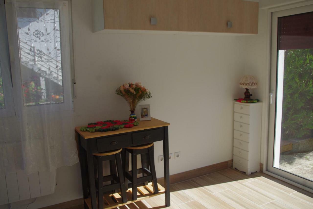 Chambres D'Hotes "Hor Dago" Pres De La Gare D'Hendaye Avec Le Petit-Dejeuner Bagian luar foto